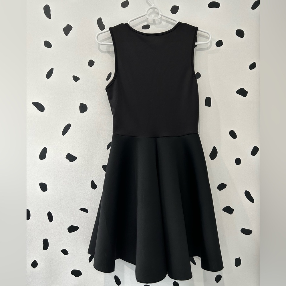 GORGEOUS MEDIUM BLACK LACE DRESS FROM MIIN - Picture 6 of 6